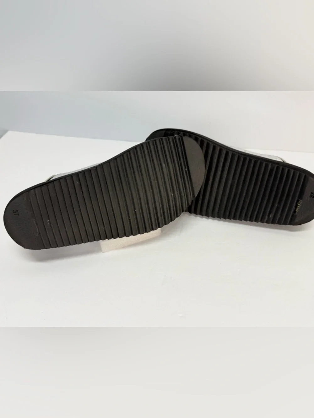 ZADIG & VOLTAIRE Silver reptile imprint Metallic Buckle Platform Sandals size 7 - Picture 8 of 9